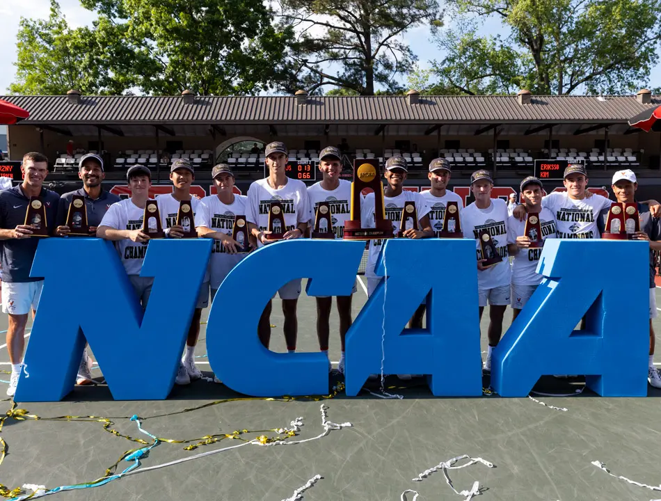 Swim and dive national champions team photo
